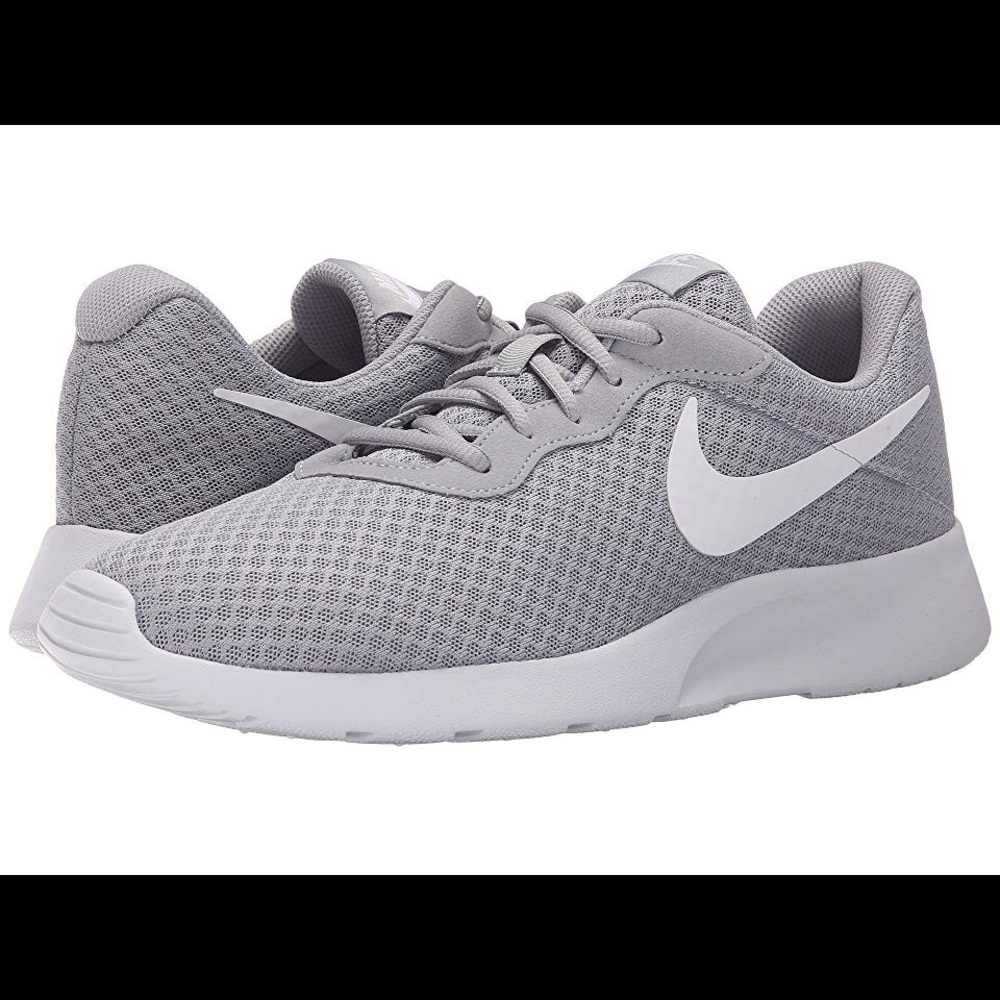 Nike Tanjun Sneakers
